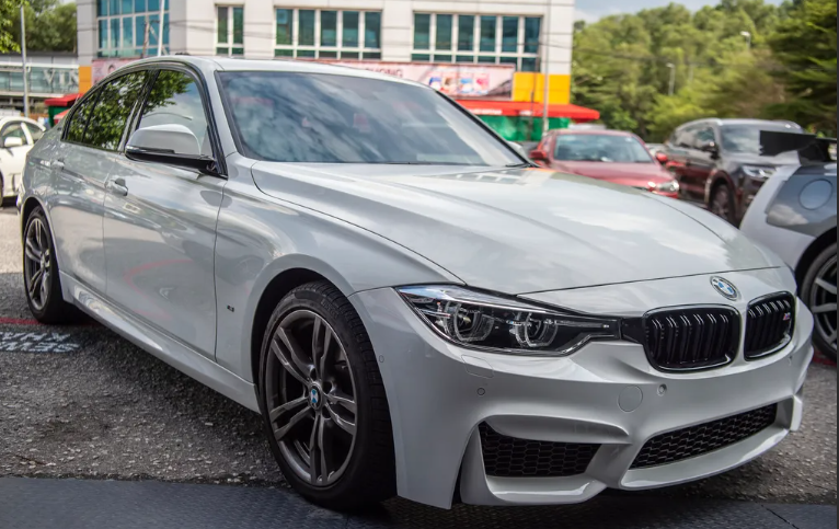 Bodykit M3 para F30 — foto 2