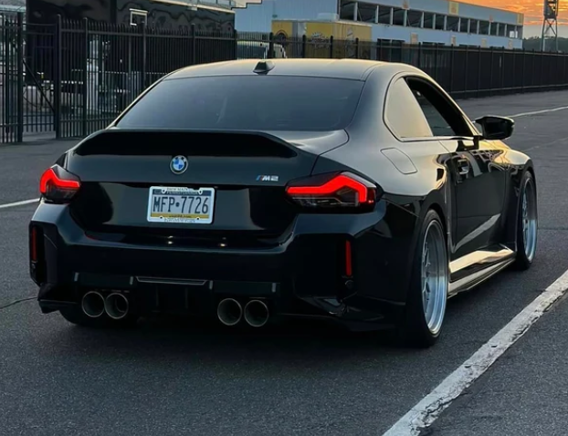 Porta Malas G87 CSL em Carbono — foto 3
